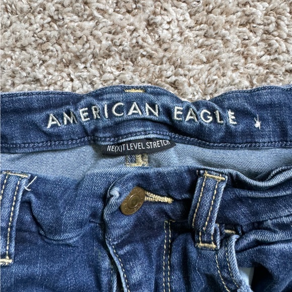 American Eagle Ripped Skinny Jeans - Picture 3 of 5